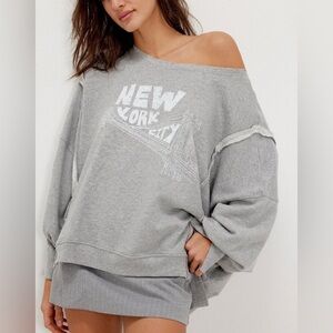 🆕 FREE PEOPLE We The Free Graphic Camden Pullover / New York Combo Size XS